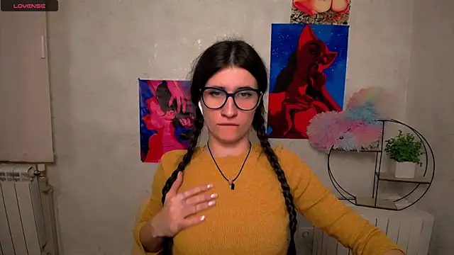 MaryEm976 online show from November 12, 2025, 10:37 am