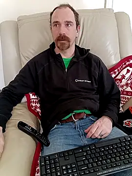 Armpitshaver online show from January 15, 2025, 4:32 pm