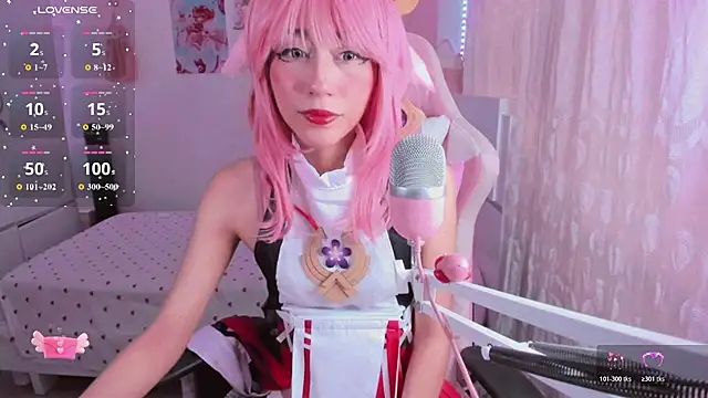 mia kawaii05 online show from May 26, 2026, 8:49 pm