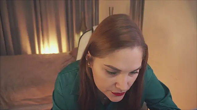 Ellis Foxy online show from December 17, 2024, 9:05 pm