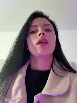 Lauraxx69 online show from February 8, 2026, 4:49 am