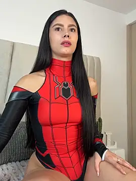 Lauraxx69 online show from April 24, 2026, 7:00 am