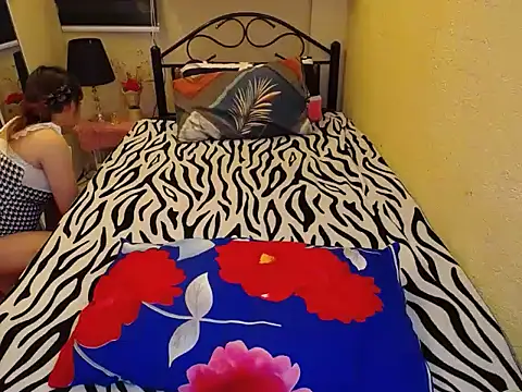 Snapshot of MissFoxylady chatting on December 11, 2024, 7:14 pm MissFoxylady online show from December 11, 2024, 7:14 pm