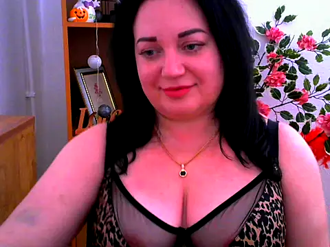 Snapshot of AmanaGi chatting on December 15, 2025, 4:55 pm AmanaGi online show from December 15, 2025, 4:55 pm