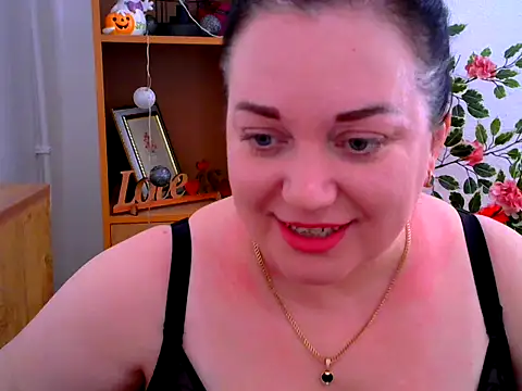 Snapshot of AmanaGi chatting on December 22, 2025, 4:37 pm AmanaGi online show from December 22, 2025, 4:37 pm