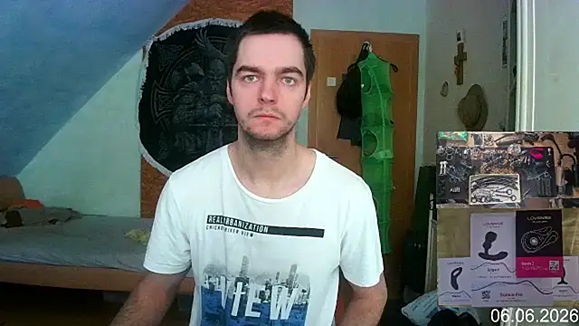 Chris23547 online show from June 6, 2026, 7:24 am
