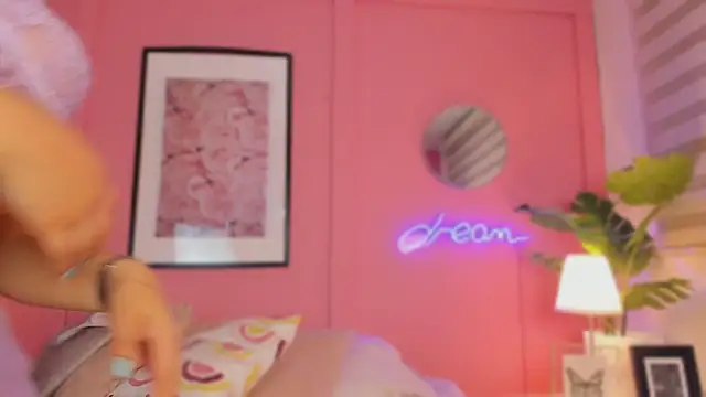 SoySaraa online show from March 14, 2025, 8:21 am