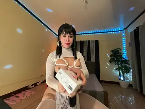 SluttyselfsuckTS online show from May 6, 2026, 10:48 pm