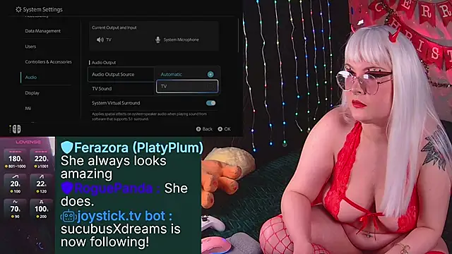 evamila online show from December 1, 2025, 5:56 am