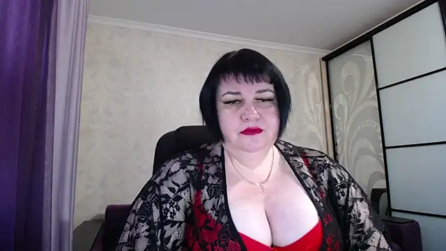 JuicyLady Di online show from October 18, 2025, 4:59 am