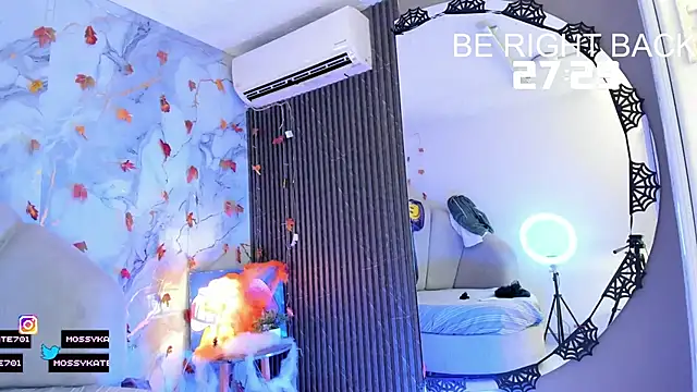 Katemoss70 online show from October 29, 2025, 12:29 pm