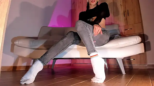 ArchieCollins online show from March 13, 2025, 11:27 pm