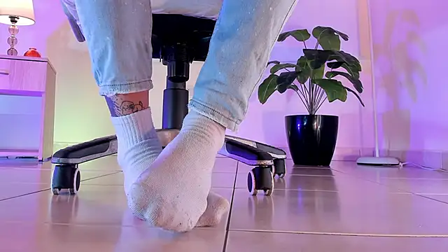 ArchieCollins online show from October 14, 2025, 11:16 pm