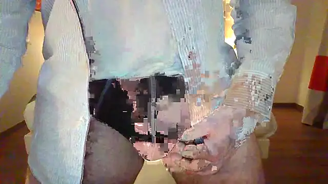 alessexxx24 online show from February 17, 2025, 7:53 pm