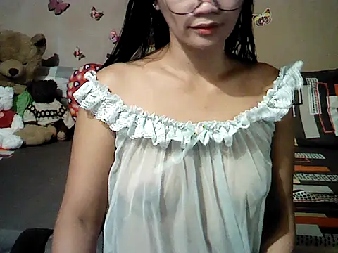 Mia Rein online show from July 11, 2026, 2:47 am