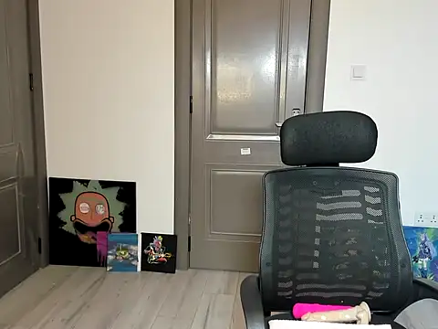  Hello Titty  online show from April 25, 2026, 8:06 am