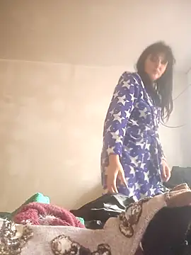 Flo Sandra online show from October 8, 2025, 6:33 am