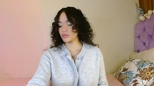 kiarablue online show from June 3, 2026, 2:03 am