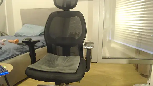 Snapshot of damarossa87 chatting on April 8, 2026, 9:20 am damarossa87 online show from April 8, 2026, 9:20 am