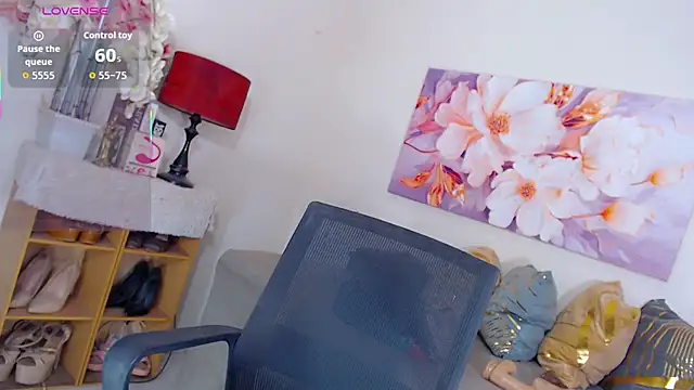 HugeCock Savanna online show from January 16, 2026, 10:47 pm