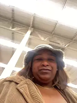 BigFineSelena online show from January 10, 2026, 12:23 am