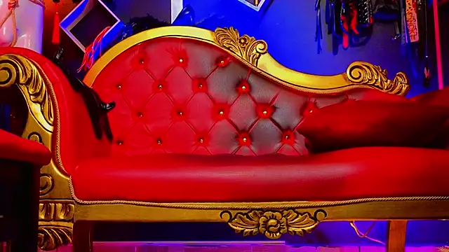 PerlaDivaio online show from December 3, 2024, 1:21 pm