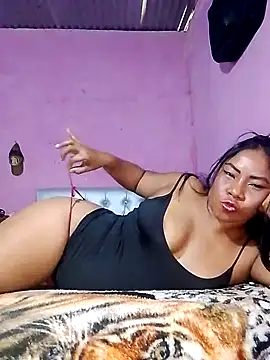 Snapshot of rosmery-navarro chatting on February 9, 2025, 7:30 pm rosmery-navarro online show from February 9, 2025, 7:30 pm