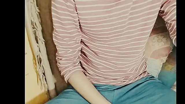 Snapshot of vampynik chatting on November 19, 2025, 10:26 am vampynik online show from November 19, 2025, 10:26 am