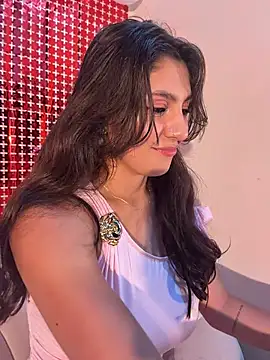 loolla 23 online show from April 6, 2026, 4:46 am