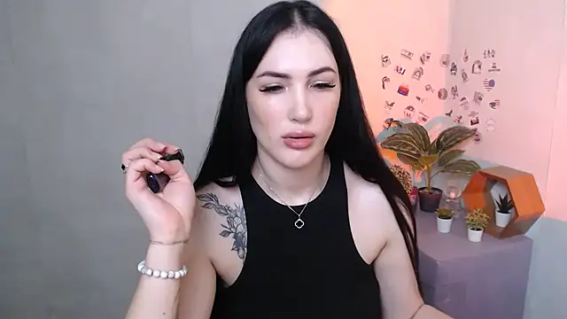 MisssShy  online show from November 1, 2025, 4:58 am