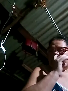 Chubbysweetmom online show from March 3, 2025, 1:31 pm