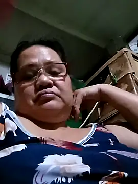 Chubbysweetmom online show from October 3, 2025, 12:24 pm