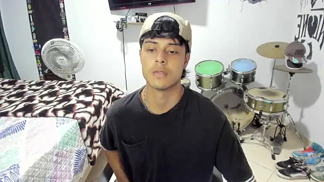 Zack falcon online show from October 22, 2025, 3:40 am