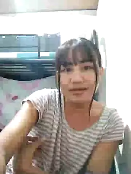 Snapshot of sexyts69xx chatting on February 17, 2025, 1:42 pm sexyts69xx online show from February 17, 2025, 1:42 pm