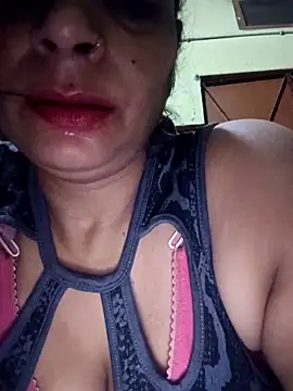 silkyrani123 online show from October 20, 2025, 6:08 pm