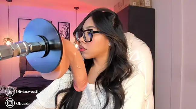 Olivia ds online show from January 30, 2025, 4:16 am