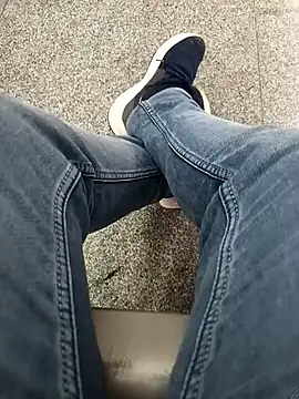 Snapshot of witchhunter1 chatting on March 8, 2025, 9:28 am witchhunter1 online show from March 8, 2025, 9:28 am