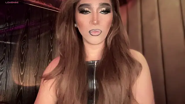 Lo la 69 online show from December 3, 2025, 3:25 am