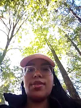 Snapshot of SheenaBrooke chatting on October 21, 2025, 7:36 pm SheenaBrooke online show from October 21, 2025, 7:36 pm