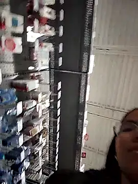 Snapshot of SheenaBrooke chatting on October 29, 2025, 7:48 pm SheenaBrooke online show from October 29, 2025, 7:48 pm