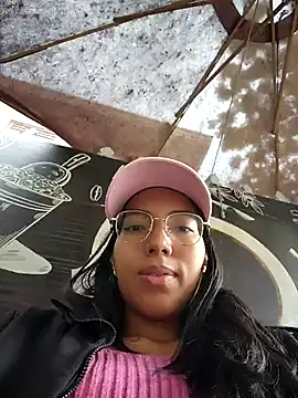 SheenaBrooke online show from February 3, 2026, 5:05 am