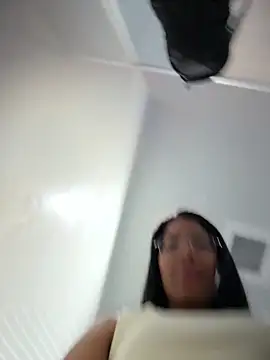 SheenaBrooke online show from April 8, 2026, 4:34 am