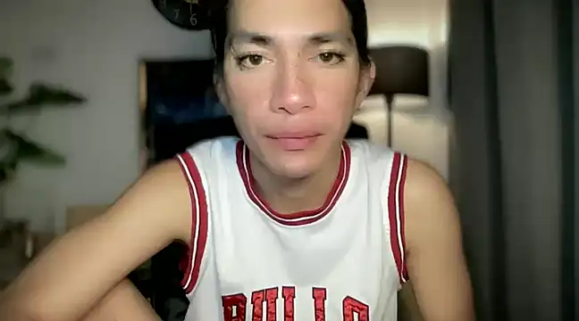 Snapshot of QUEEN_LILITH chatting on February 24, 2025, 3:31 pm QUEEN LILITH online show from February 24, 2025, 3:31 pm