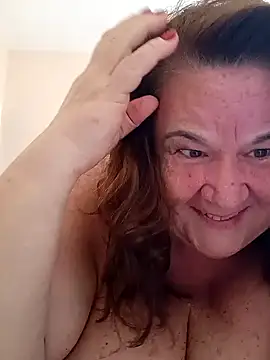 Snapshot of Yaya_Mineira chatting on January 17, 2025, 12:42 pm Yaya Mineira online show from January 17, 2025, 12:42 pm