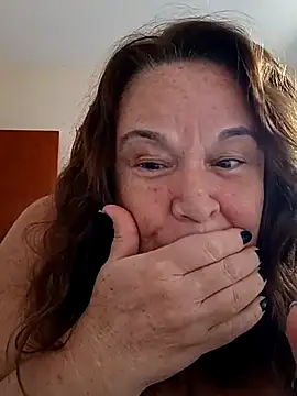 Snapshot of Yaya_Mineira chatting on February 13, 2025, 6:27 pm Yaya Mineira online show from February 13, 2025, 6:27 pm