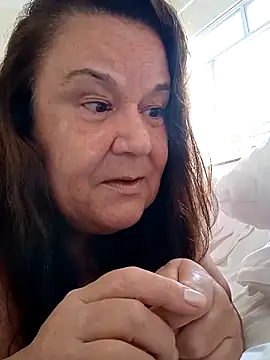 Snapshot of Yaya_Mineira chatting on March 12, 2025, 12:57 pm Yaya Mineira online show from March 12, 2025, 12:57 pm