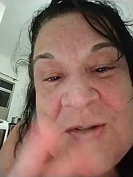 Yaya Mineira online show from May 15, 2026, 10:50 pm
