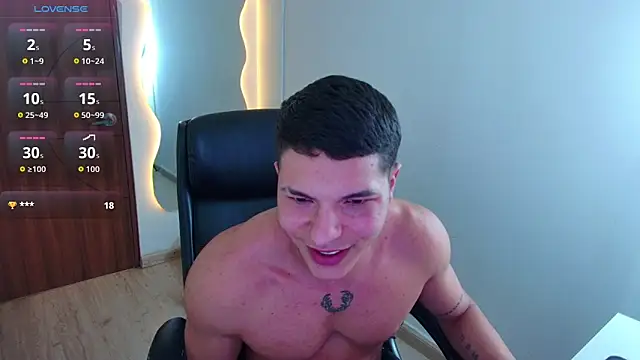 Snapshot of harrisoncuper chatting on July 16, 2026, 8:59 pm harrisoncuper online show from July 16, 2026, 8:59 pm