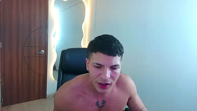 Snapshot of harrisoncuper chatting on July 31, 2026, 10:42 pm harrisoncuper online show from July 31, 2026, 10:42 pm
