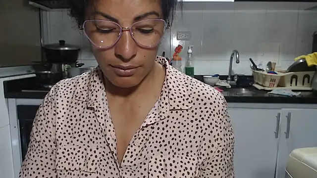 kateleyagrey online show from March 6, 2026, 11:39 am